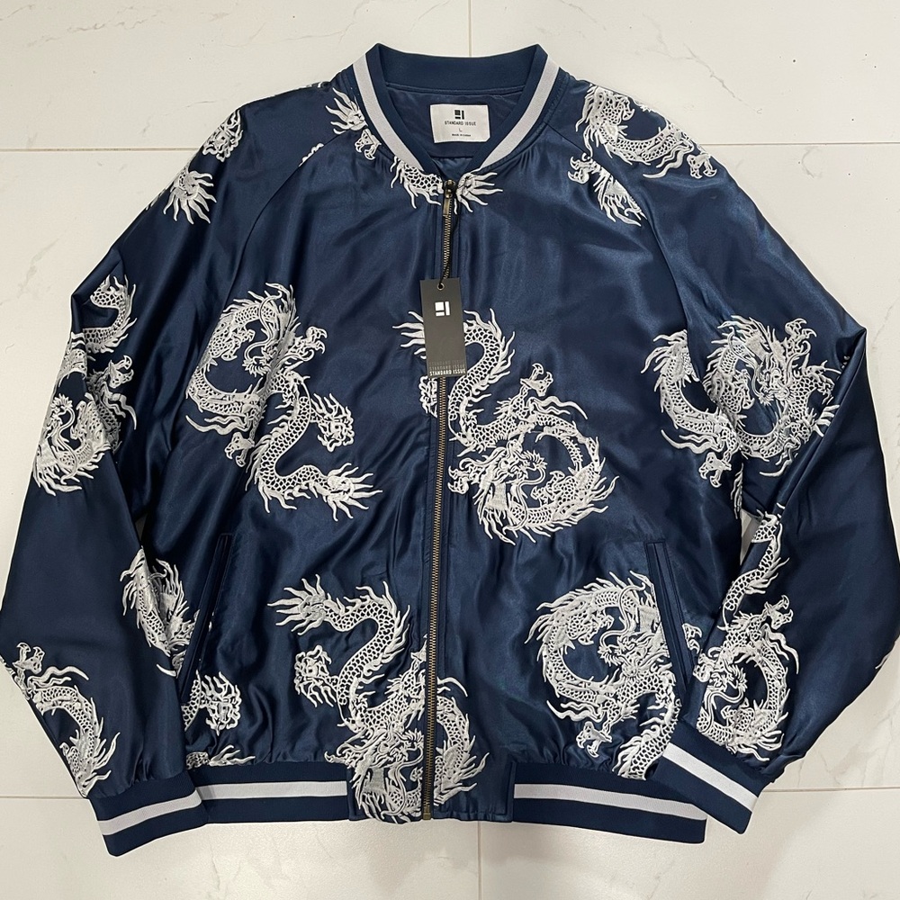 Standard issue NYC souvenir bomber jacket size large